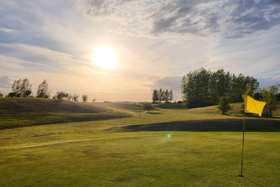 Ely On Par Golf – 9 Hole Golf Course in Ely